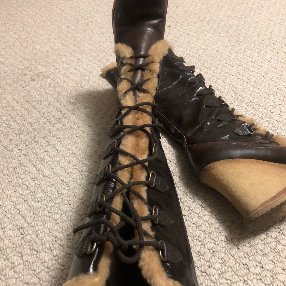 Boots - Picture 4 of 6